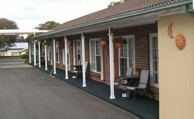 George Bass Motor Inn Nowra Bagian luar foto